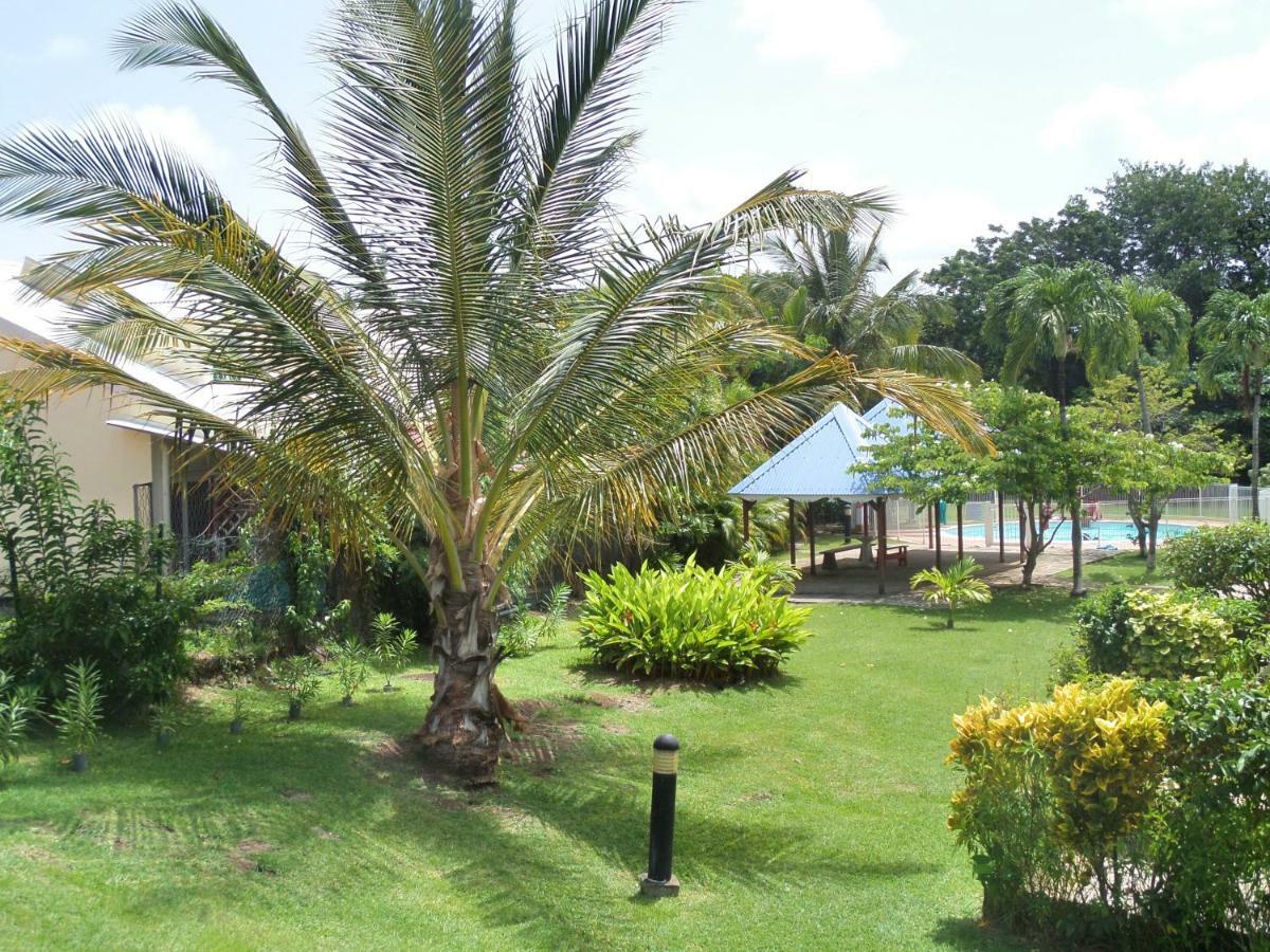 Caraibes Holidays Sainte-Anne Eksteriør bilde